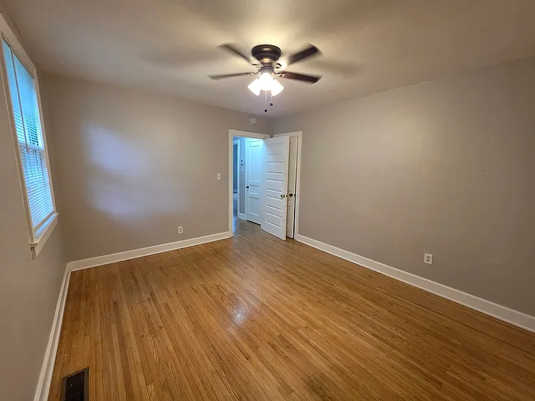 1518 Marwood Ln — Photo 14