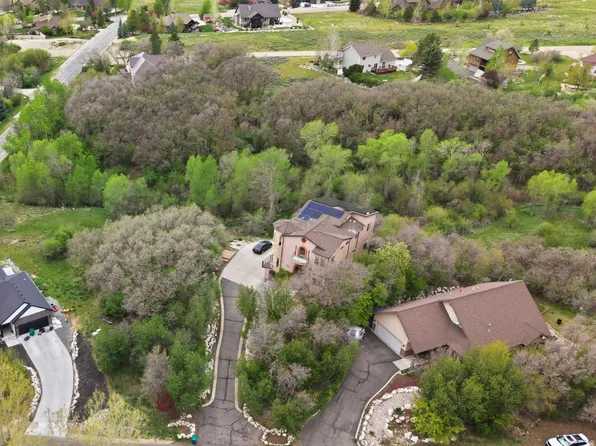 3635 N Patiosprings Dr E, Eden, UT 84310