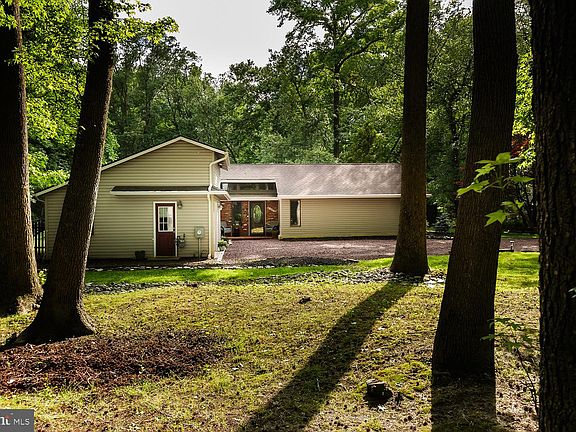 4th image of 14 Arkansas Trl