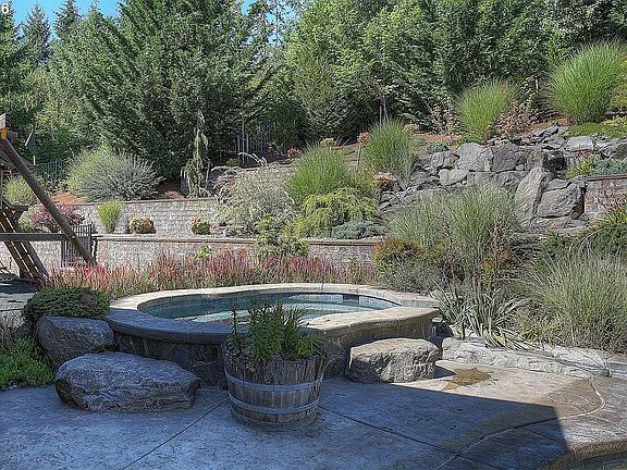 4th image of 24320 NE 132nd Cir