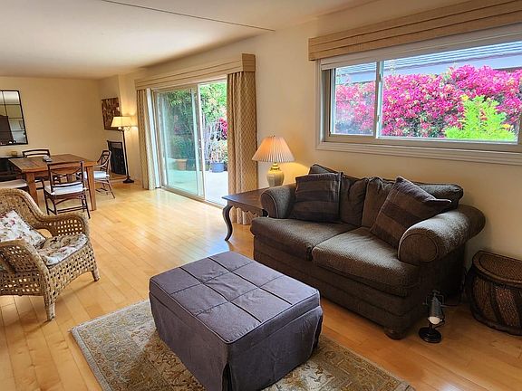 5th image of 363 Moreton Bay Ln Unit 2