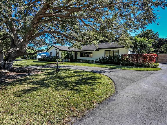 2nd image of 8760 SW 175th St