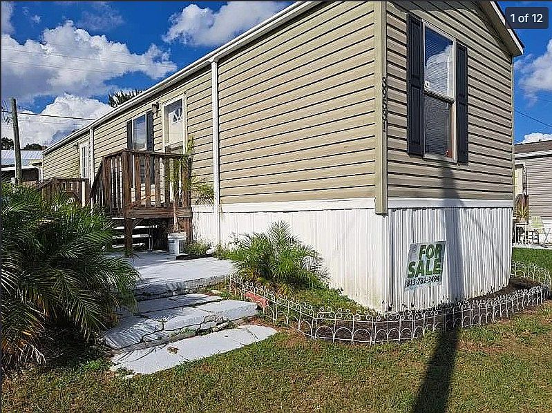 1st image of 39531 Rosebush Ln