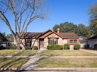 10410 Huntington Dale Dr, Houston, TX 77099