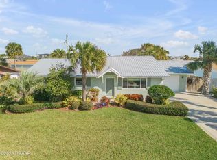 4611 Doris Dr, New Smyrna Beach, FL 32169