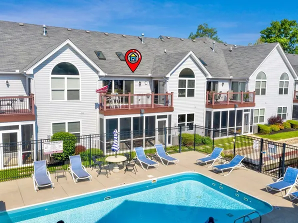 7540 Sir Francis Drake Ave #15-B, Russells Point, OH 43348