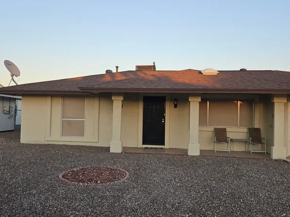 9426 W Arrowhead Dr, Sun City, AZ 85351