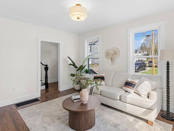 2nd image of 5 Niles St #5