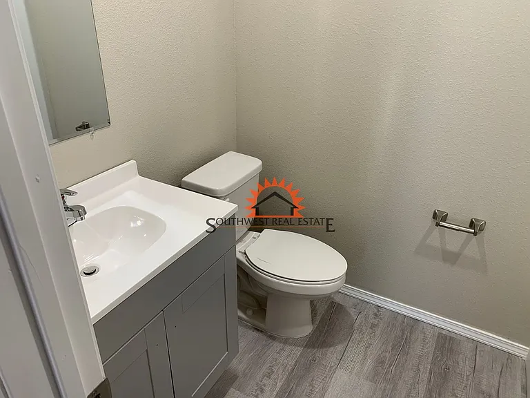 1208 W. Manana Blvd. — Photo 11