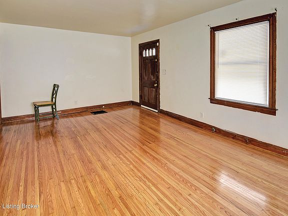 3rd image of 429 N 44th St
