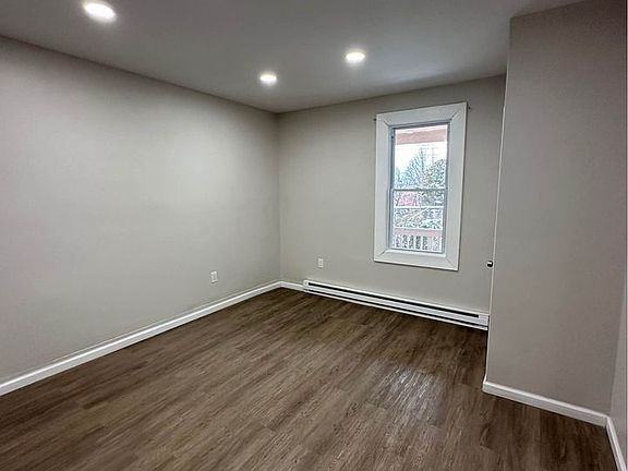 5th image of 1213 Pittston Ave #1