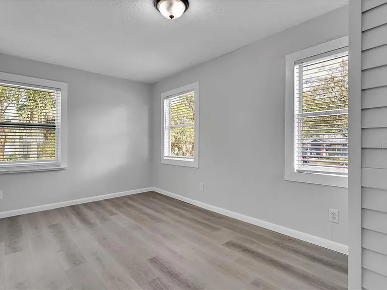 6008 N Tampa St — Photo 31