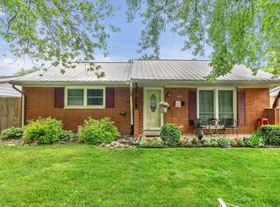 1533 E 33rd Pl, Hobart, IN 46342