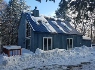 15 Corner Ln, Wilmington, VT 05363