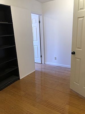 3rd image of 188 Avenue A #1B