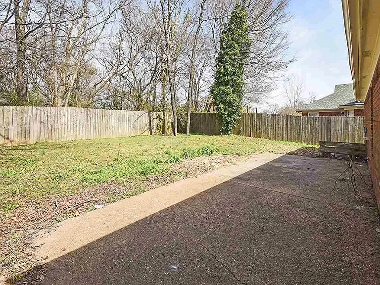 9440 Kaki Ln — Photo 12