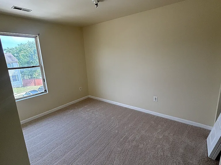 4628 Warren Tree Way — Photo 10