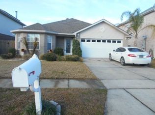 823 Delia Ln, Gretna, LA 70056