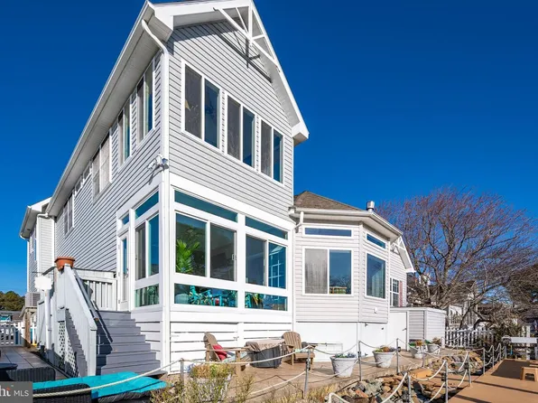 10434 New Quay Rd, Ocean City, MD 21842