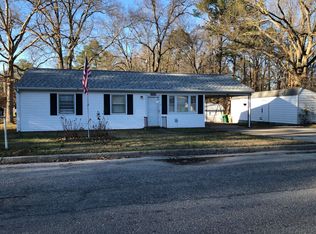 2809 Freeman St, Hopewell, VA 23860
