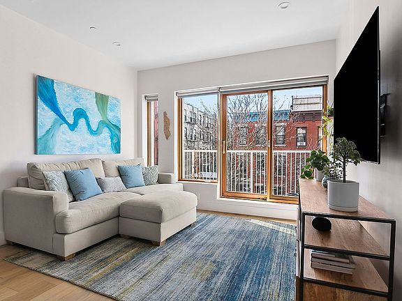 3rd image of 379 13th St #3