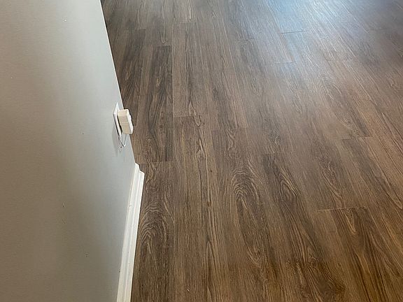 3rd image of 5848 Nichols Dr