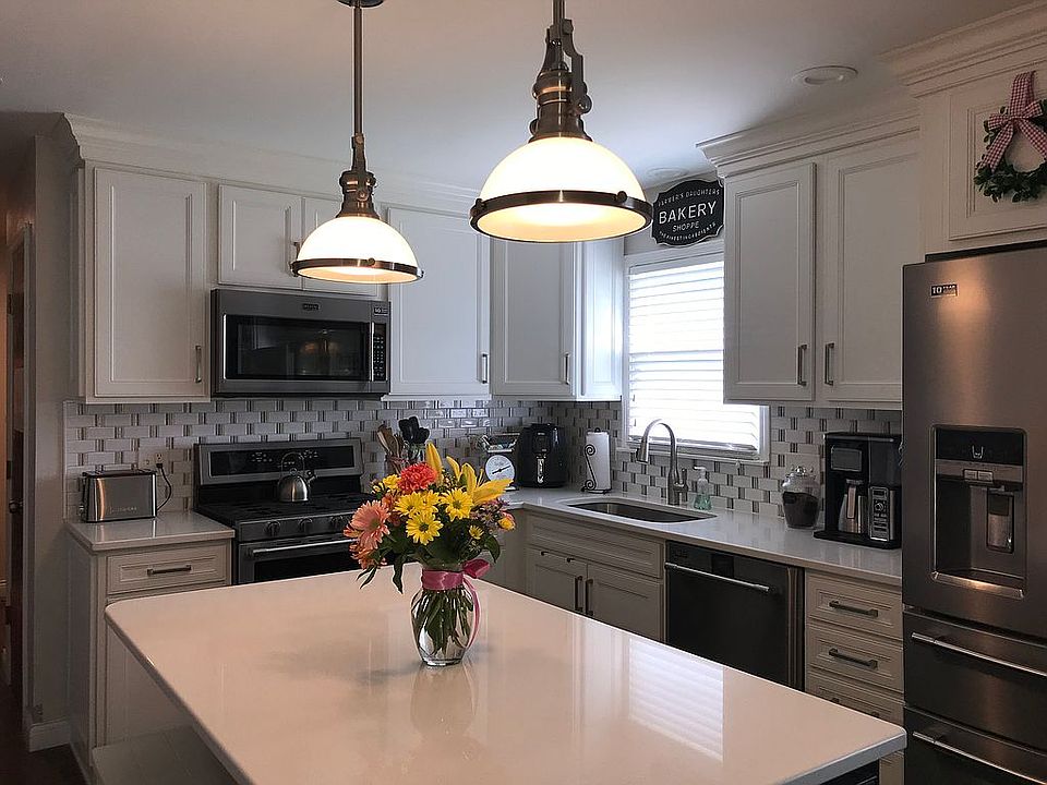 Quartz countertops