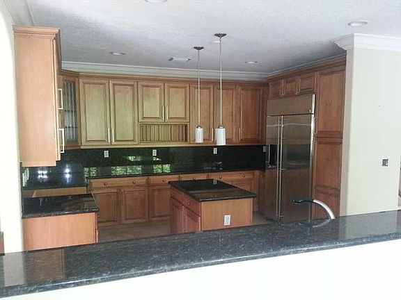 5th image of 7626 SW 188th Ln