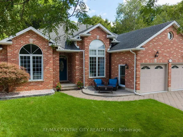 176 Optimist Park Dr, London, ON N6K 4M2