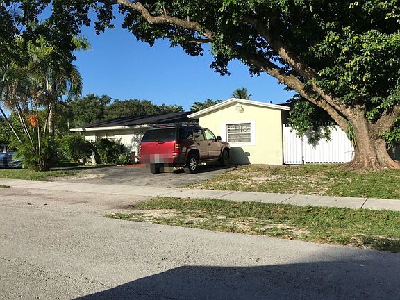 3rd image of 1400 SW 34th Ave