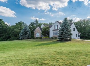 345 Weatherwax Rd, Averill Park, NY 12018