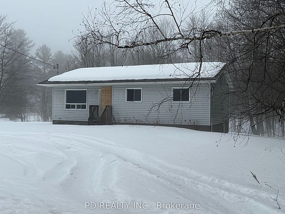 3rd image of 161 Glastonbury Rd