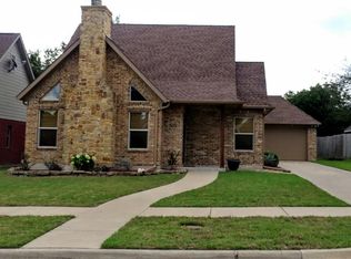 505 Strom Ct, Ennis, TX 75119