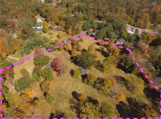 18 Locust Dr, Bedford, NY 10506