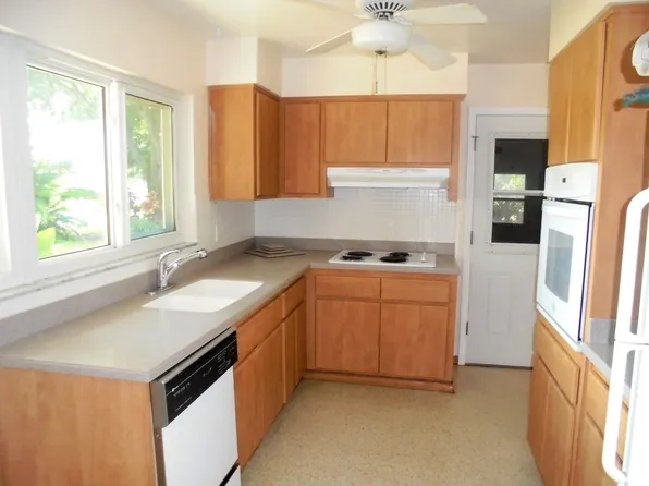 2463 68th Ave S, Saint Petersburg, FL 33712