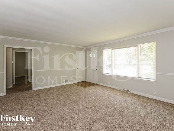 5th image of 11319 Bennington Ave