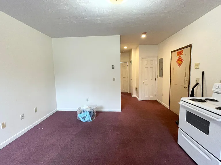 1148 Washington St #1 — Photo 3