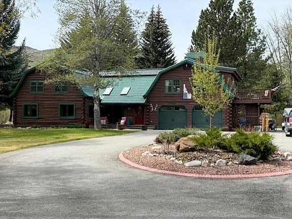 2nd image of 105 Greenhouse Ln
