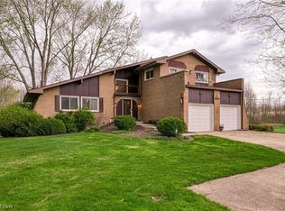 5941 Stow Rd, Hudson, OH 44236