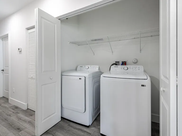 1119 Osceola Dr — Photo 10
