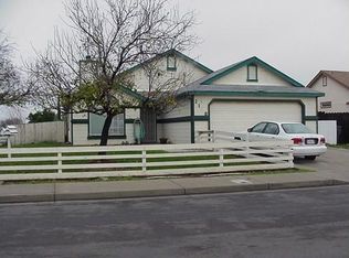 2140 Huntington Dr, Los Banos, CA 93635