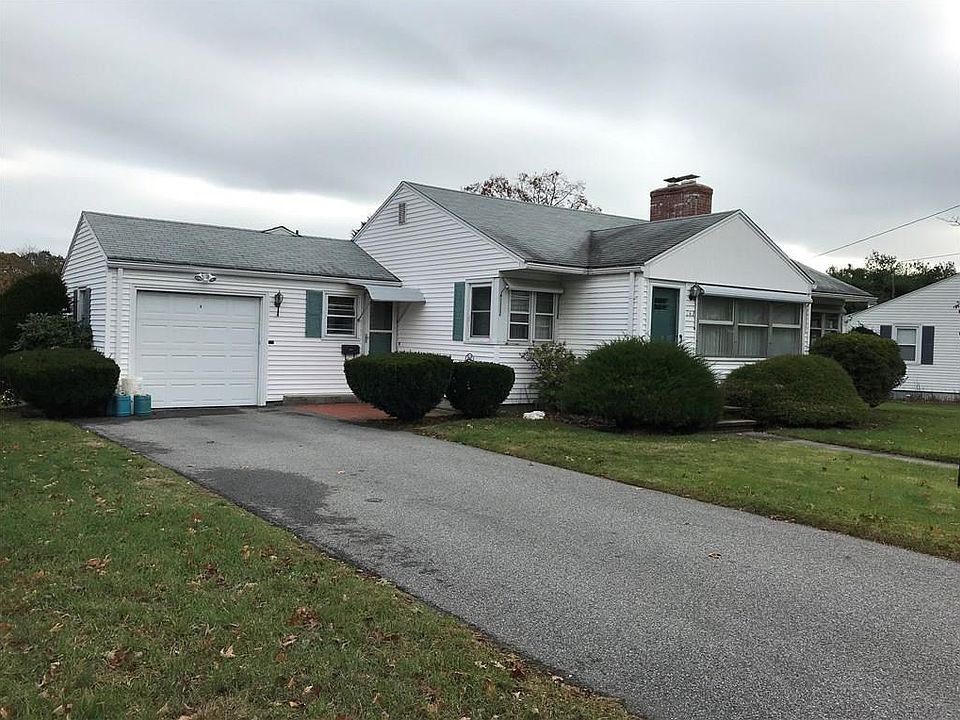 1st image of 262 Garden City Dr
