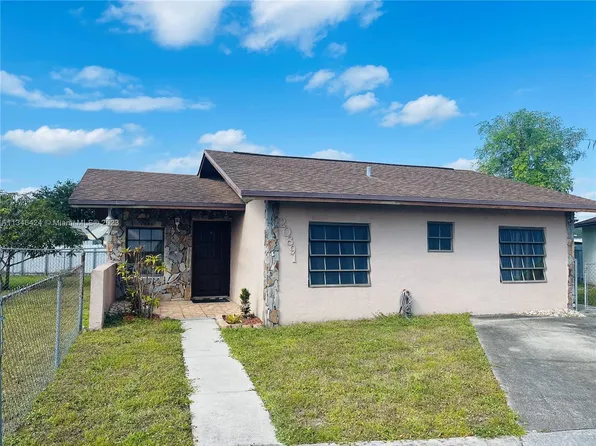 20891 NW 28th Ave, Miami Gardens, FL 33056