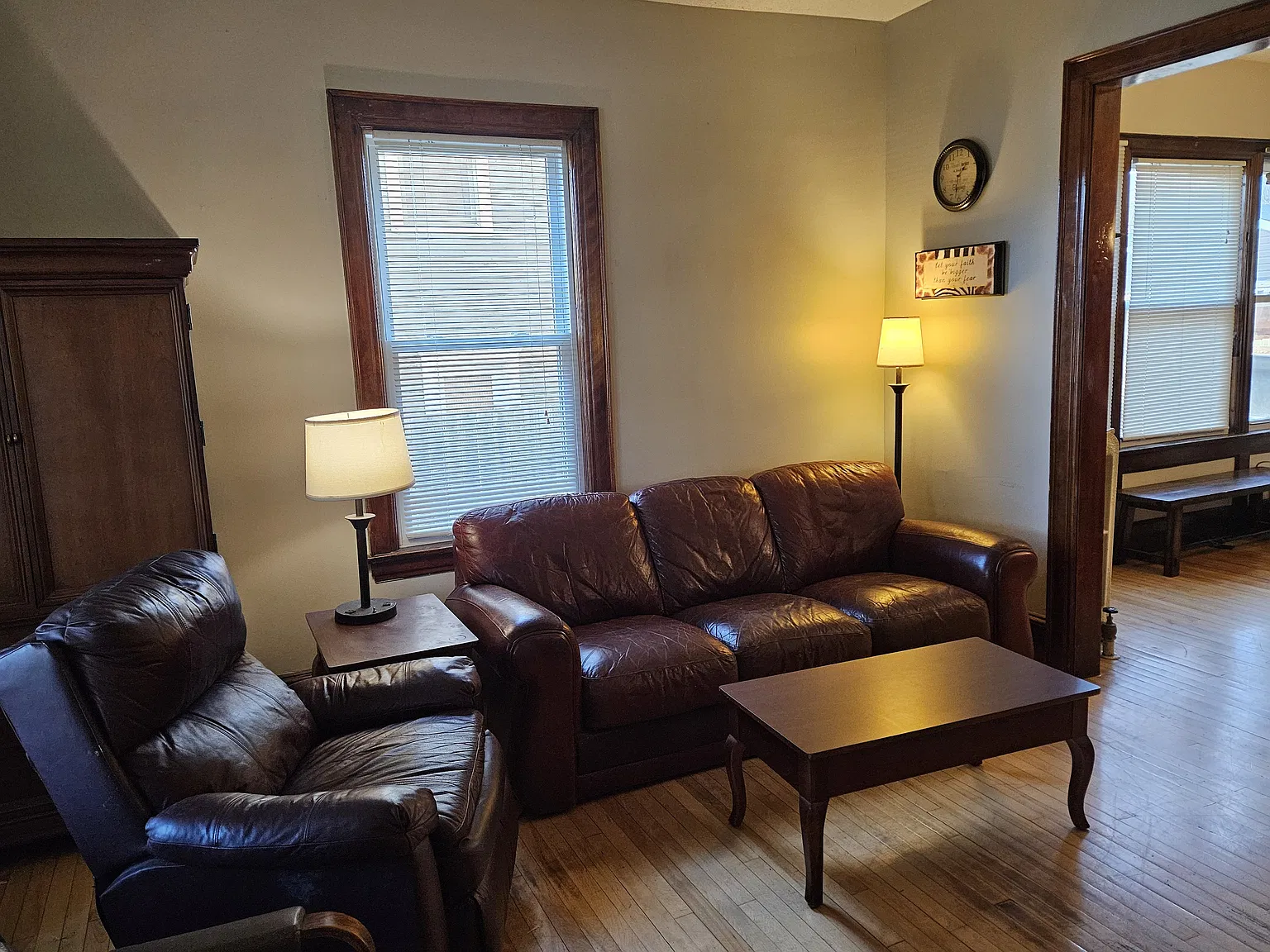 4 bed, 1600 sqft, $2,200 — Photo 2