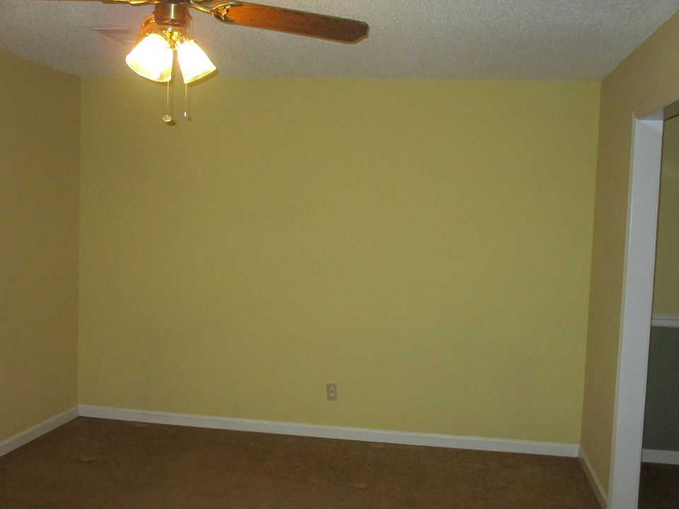 2nd image of 1217 Macon Rd APT B