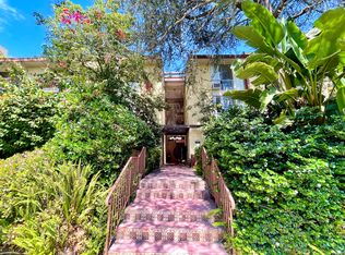 1932 Overland Ave, Los Angeles, CA 90025