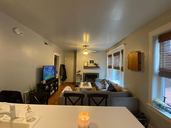 4th image of 3139 N Clifton Ave #2R