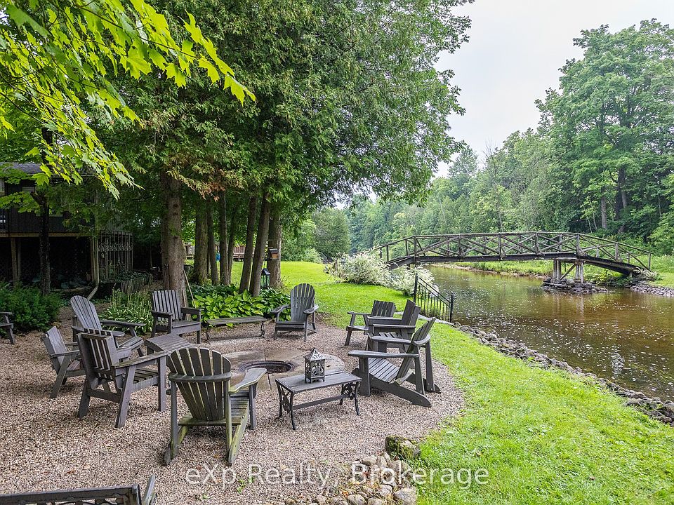 1st image of 127 Paisley Dr