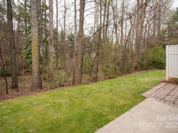 charlotte-north-carolina-65011711 picture