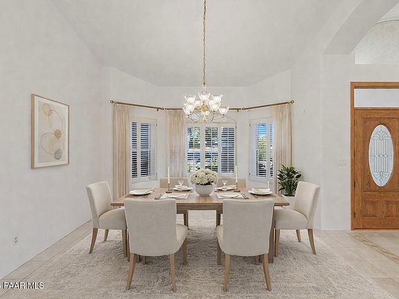 3rd image of 8875 N Valley Oak Dr